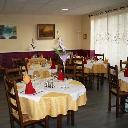 La Petite France Hotel